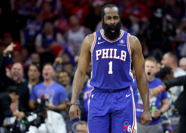 中国球迷的节日：回顾历年NBA球星中国行经典时刻