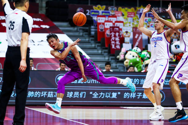 篮球场标准尺寸图解：从线条到区域详细解析